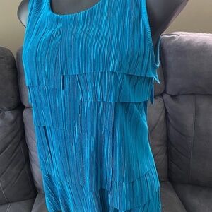 NWT Dressbarn Layered Cut Look Sleeveless Top